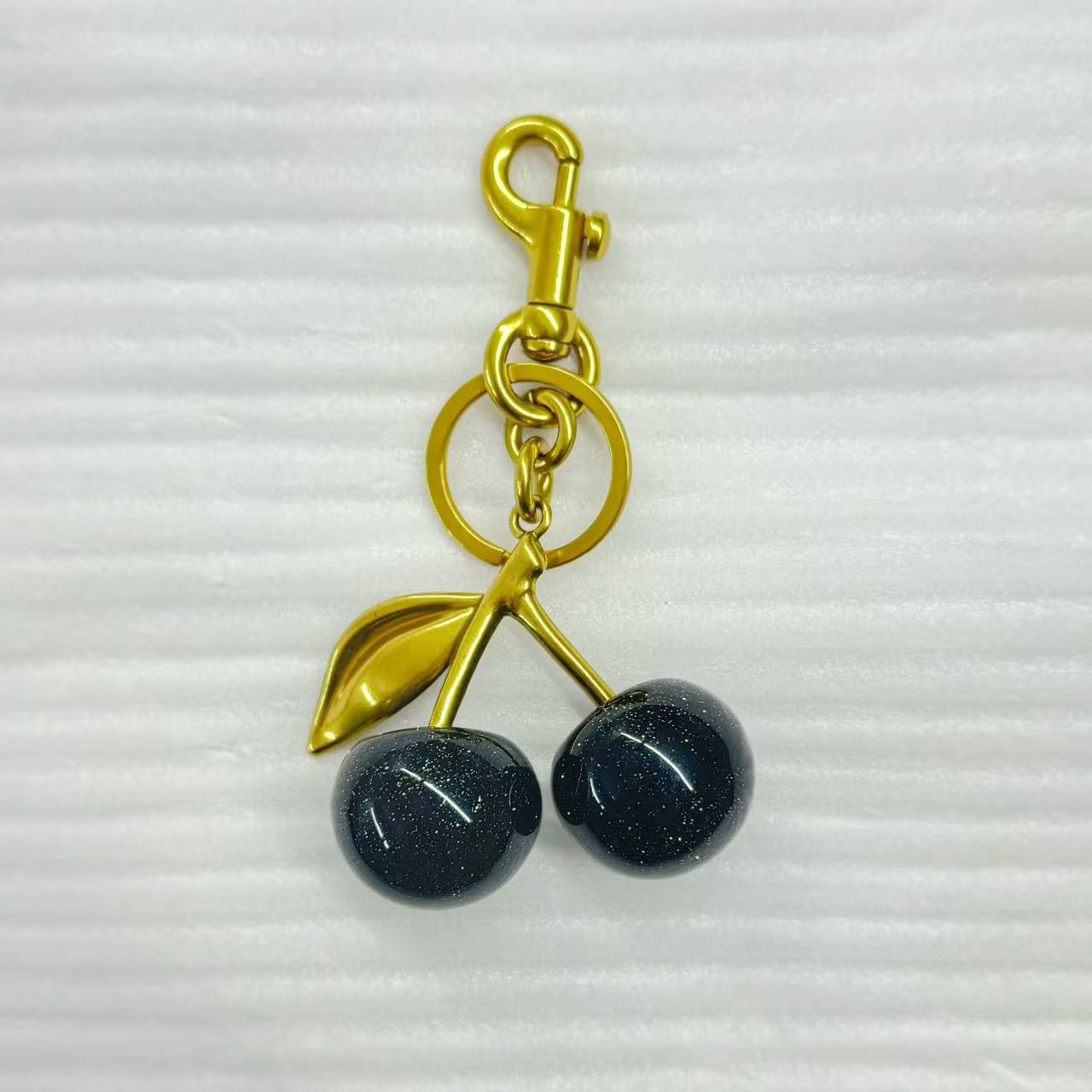 Cute Cherry Design Keychain, Fashionable Alloy Keychain for Women & Girls, Trendy All-match & Exquisite Keychain for Birthday Gift