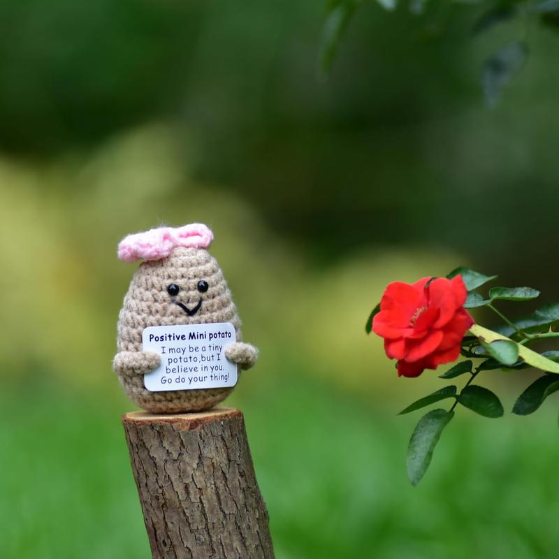 Mini Positive Cute Funny Life Potato Tomato Eggplant Onion Cute Animals Creative Knitted Holding Card Crochet Birthday Christmas Girls Gifts Party Decor party gift