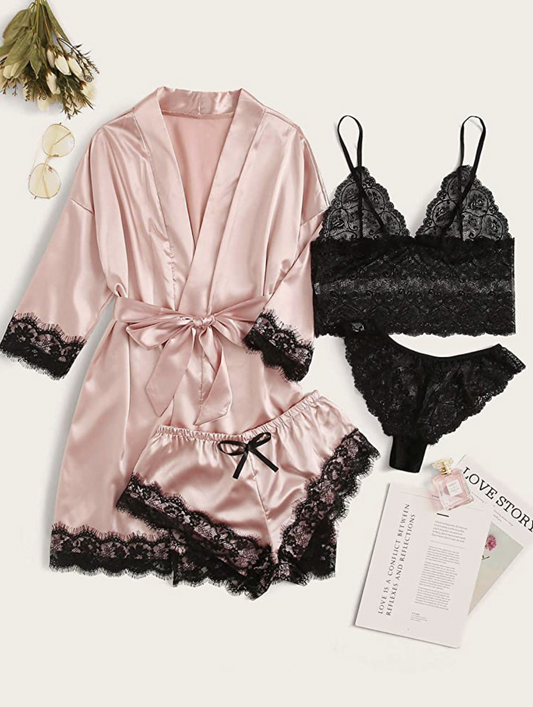 Plus-size women's lace pajamas & lingerie |   sexy & comfortable |   ideal for curvy women |   great for relaxing at home