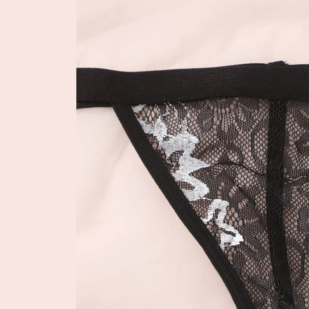 French Style Black Lace Hollow-out Bra Set with Steel Underwire and Semi-Transparent Design