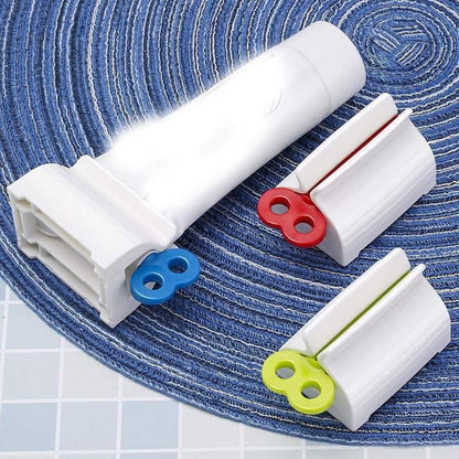 6pcs Toothpaste Squeezer Creative Toothpaste Dispenser Lazy Facial Cleanser Manual Hand Cream Automatic Toothpaste Squeezing Artifact